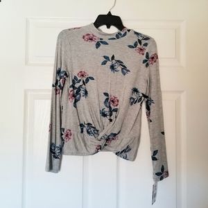 NWT Floral Twist Top